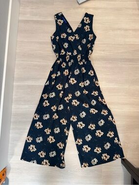 Apt. 9 Navy Floral V-Neck Wide-Leg Jumpsuit